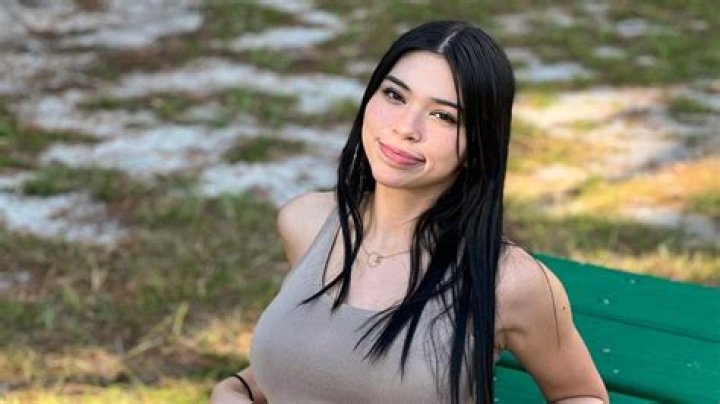 Aishah Sofey Pack: The Ultimate Guide to Understanding Her Journey and Impact