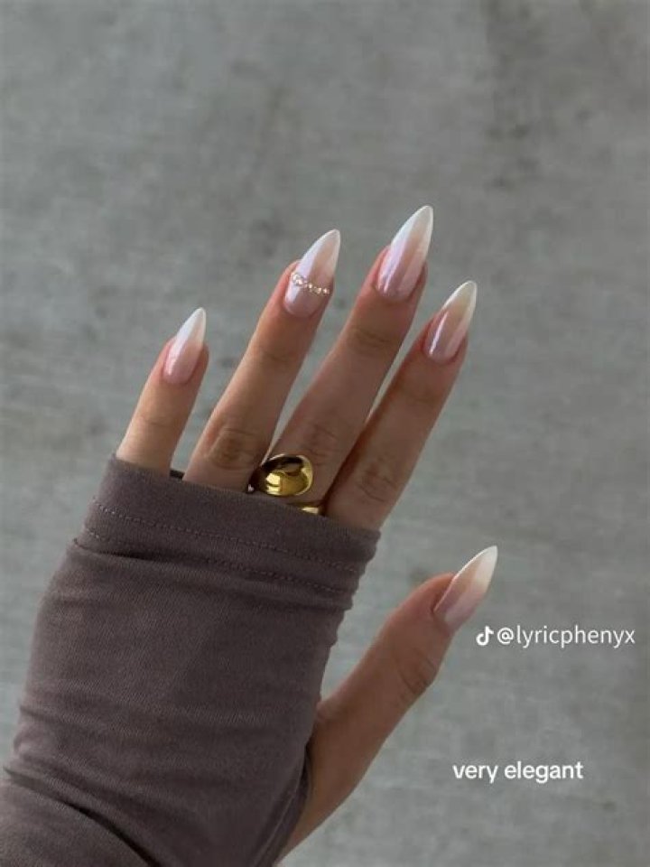 Amazing Bris Nails: Stylish Designs &amp; Expert Care