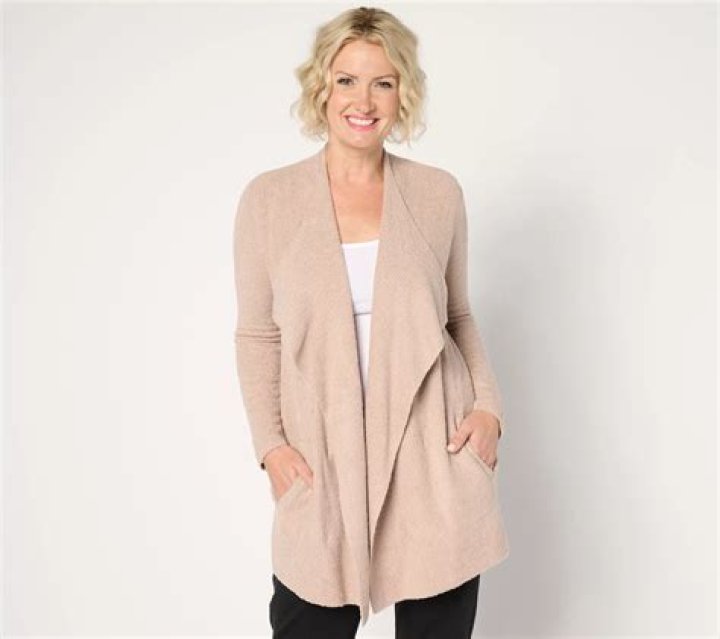 Barefoot Dreams Cardigan: The Ultimate Cozy Fashion Statement