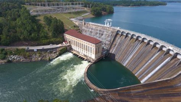 Bouldin Dam: Picturesque Tennessee Reservoir & Recreation