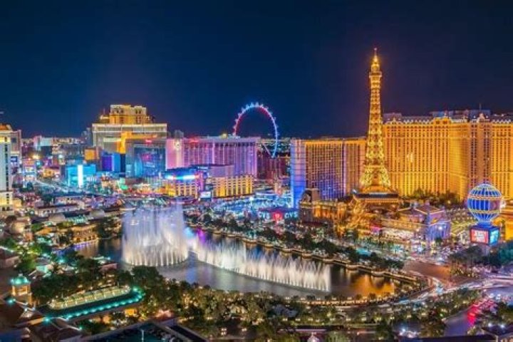Enhanced Vegas.com 2.0: The Ultimate Guide to Sin City