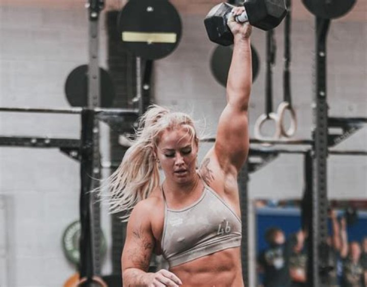 Insightful Details on Dani Elle Speegle Age: From Early Life to Fitness Stardom
