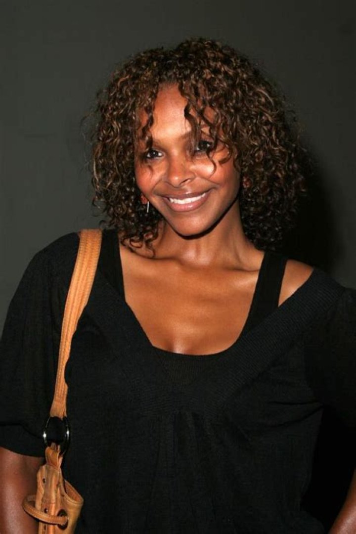 Intriguing Facts About Samantha Mumba's Net Worth