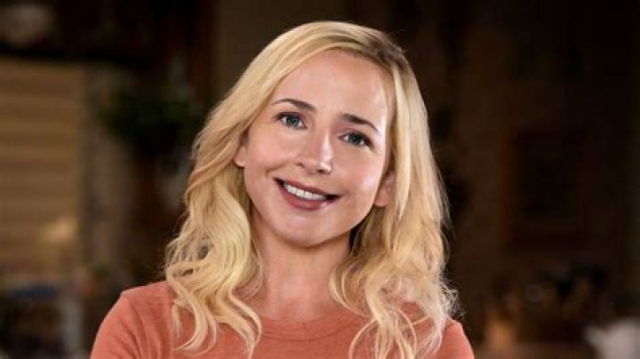 Lecy Goranson: The Journey of a Talented Actress