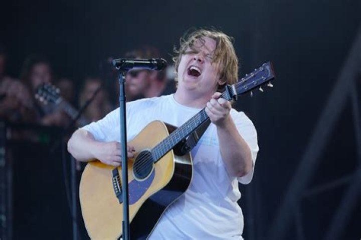 Lewis Capaldi: Exploring His Weight and Height