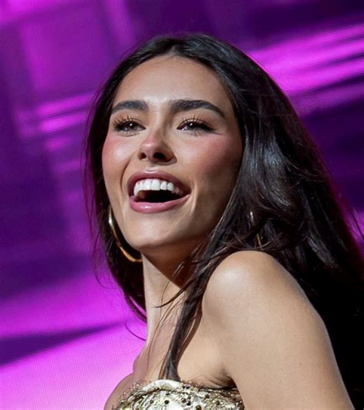 Naked Madison Beer: A Deep Dive into the Life and Career of the Rising Star