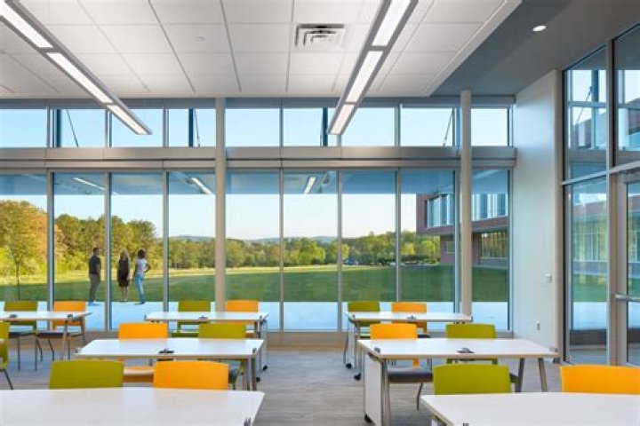 Peter Mastne: Innovative Architect