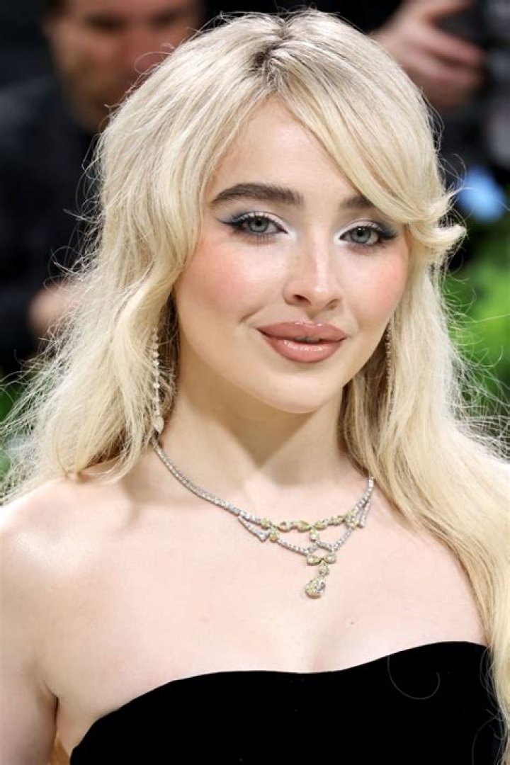 Sabrina Carpenter's Dad: A Deep Dive into His Life and Influence