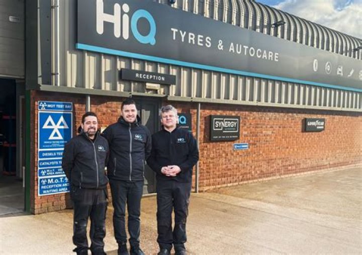 Top-Rated R&R Autocare Services!